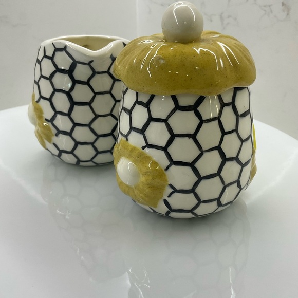 Vintage 70’s Chicken Little Ceramic Sugar & Creamer Set Farm House Easter Decor - Picture 4 of 6